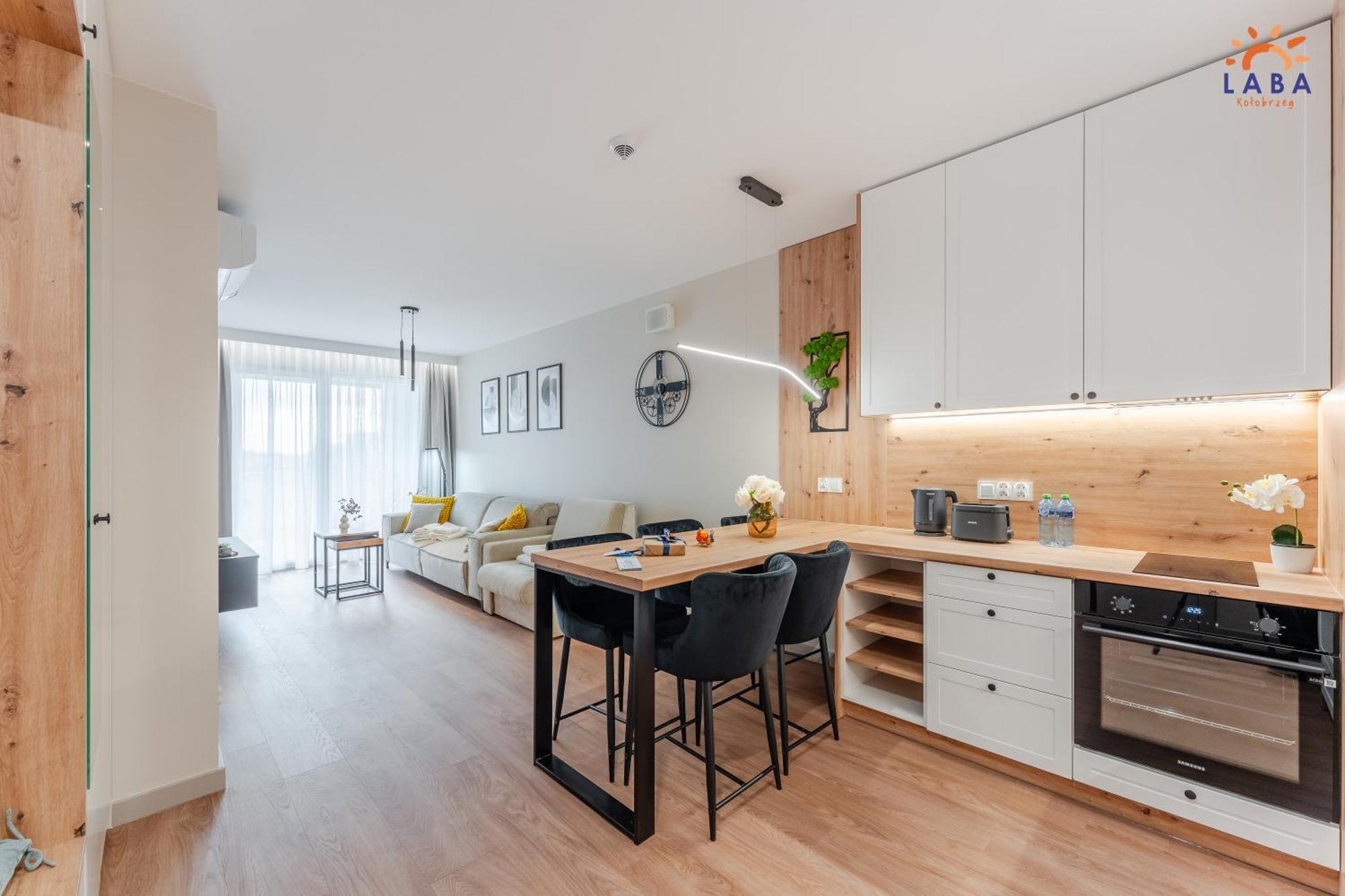 Apartment Laba Kasprowicza 20c Parking Basen Fitness Bawialnia W Cenie, Parkplatz Schwimmbad Fitness Spielzimmer Im Preis Kolberg