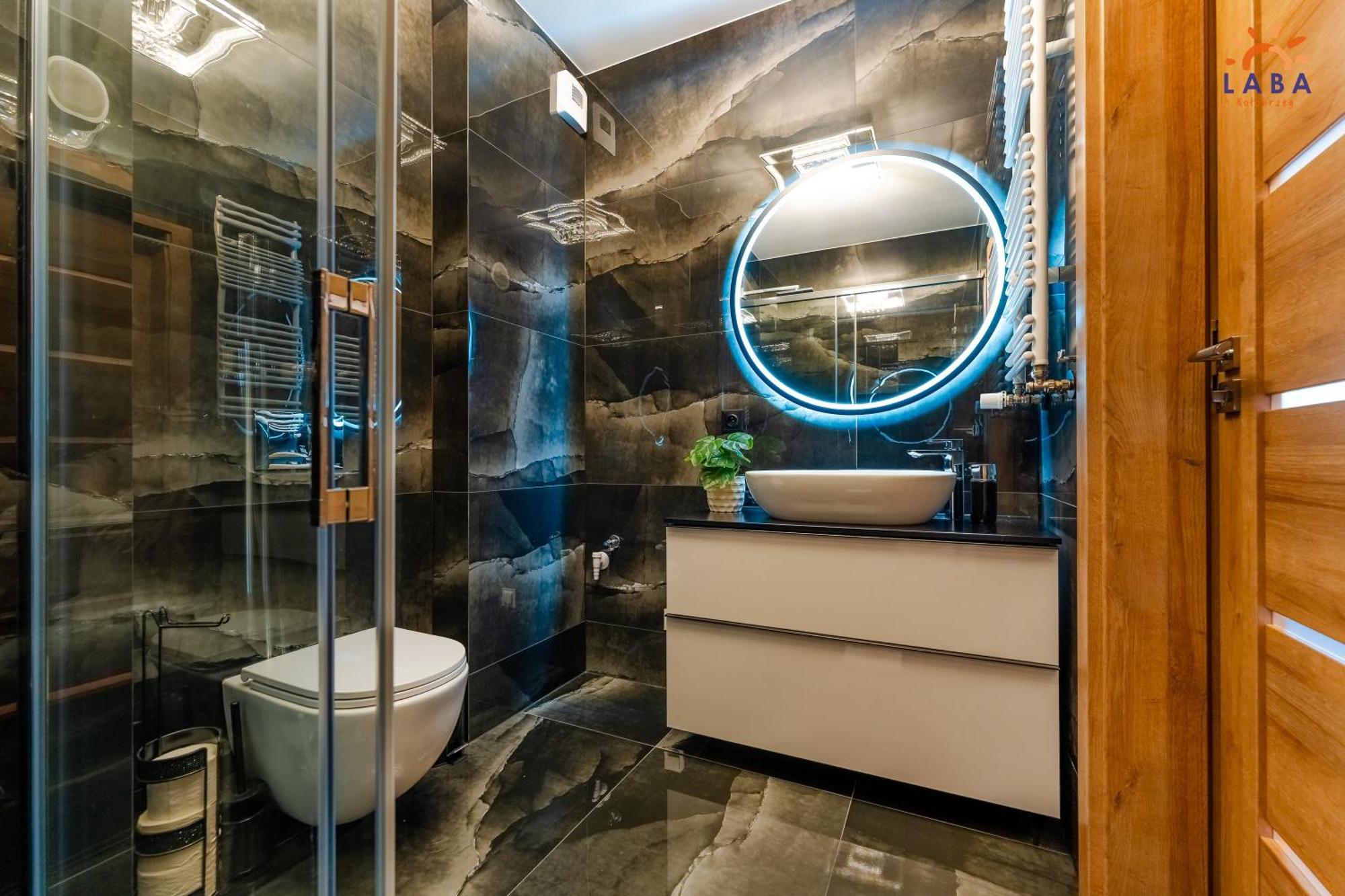 Laba Kasprowicza 20c Parking Basen Fitness Bawialnia W Cenie, Parkplatz Schwimmbad Fitness Spielzimmer Im Preis * Kolberg