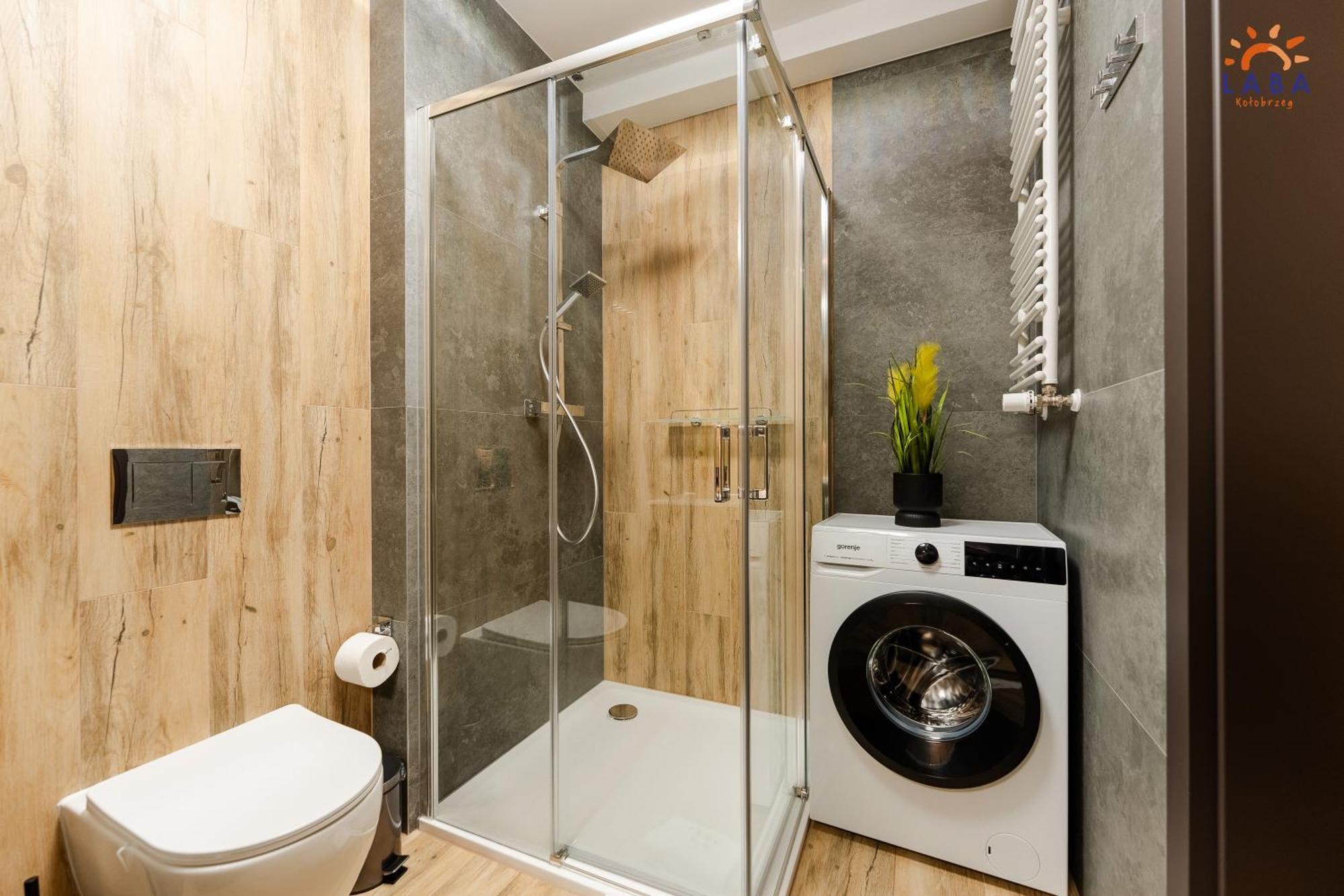 Apartment Laba Kasprowicza 20c Parking Basen Fitness Bawialnia W Cenie, Parkplatz Schwimmbad Fitness Spielzimmer Im Preis Kolobrzeg